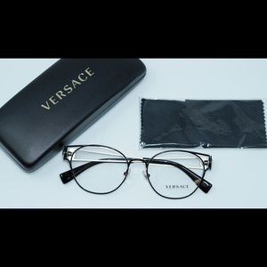 Such a cute pair of  Versace optical glasses.
